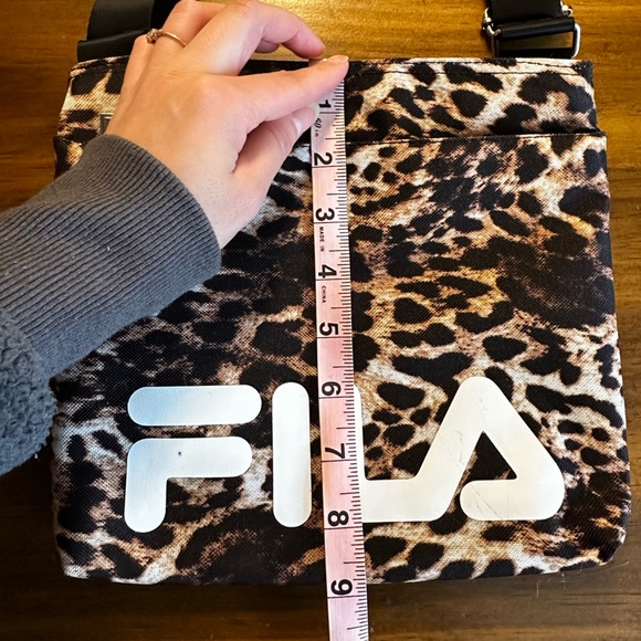 Fila Cheetah Print Crossbody Bag NWOT - Picture 4 of 9